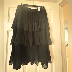 Chic Black Asymmetrical Tiered Skirt